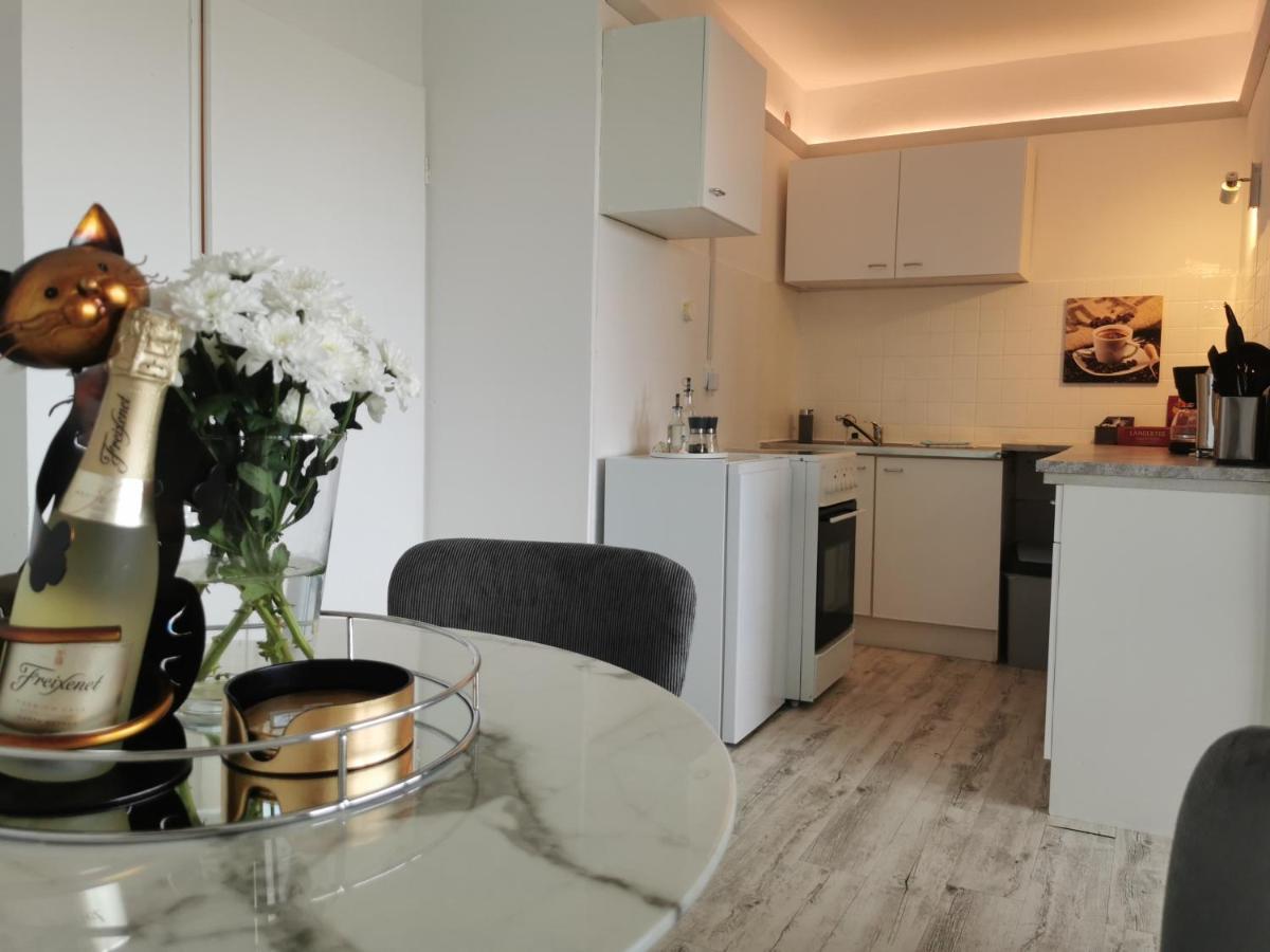 Sweet Home - 3 - Moers Exterior foto